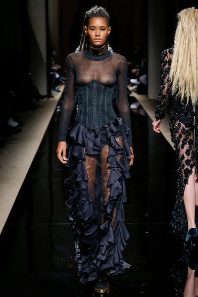 Look 56